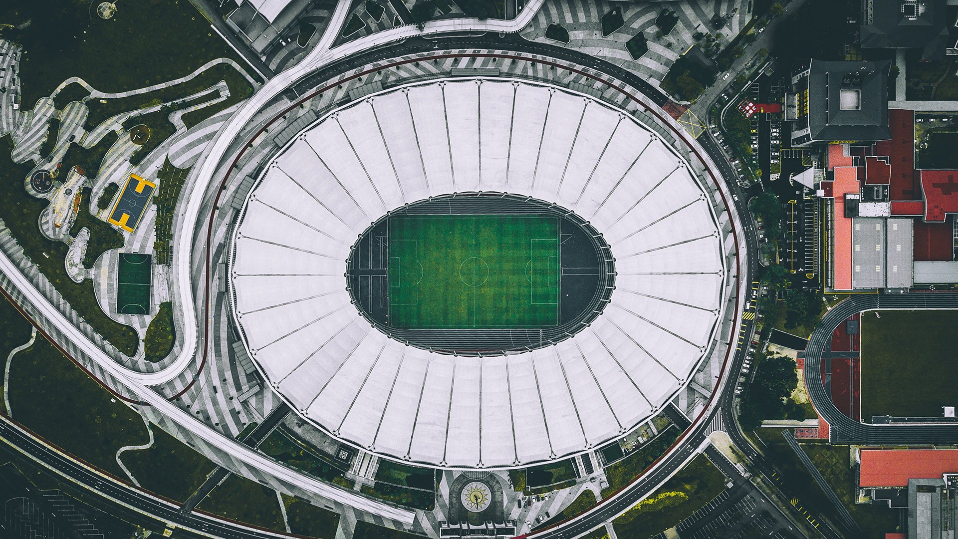 爱游戏新版官网-全明星窗口期乱象丛生，新疆广汇门线救险，广东宏远备战中超遭质疑